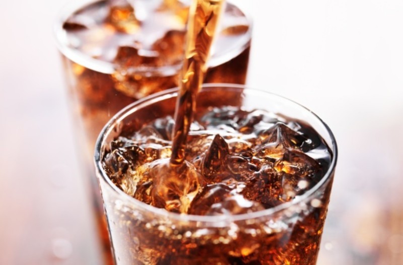 5 τρόφιμα και ποτά που απαγορεύεται να τα συνδυάσετε με αλκοόλ
