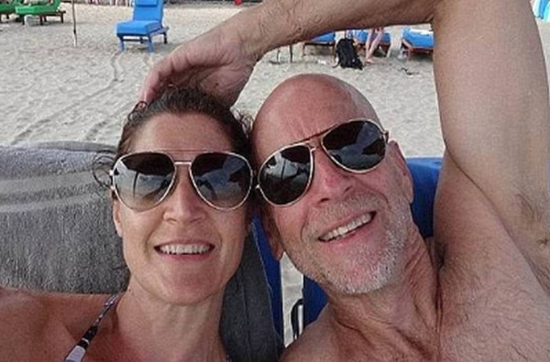 44χρονη έκανε το μοιραίο λάθος να βγάλει αυτή την selfie με τον σύζυγό της! Λίγο αργότερα...