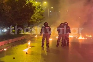 Θεσσαλονίκη: Σοβαρά επεισόδια στην Καμάρα με μολότοφ και χημικά 