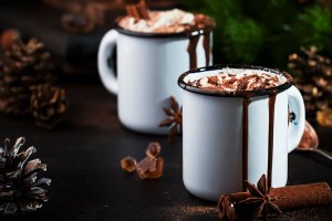 5 Ιδέες για να "αναβαθμίσετε" την ζεστή σοκολάτα