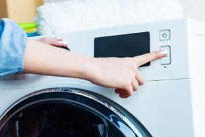 Προσοχή! 5 λάθη που μπορεί να καταστρέφουν το πλυντήριο ρούχων σας