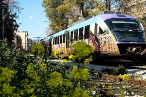 Τραγωδία στα Τέμπη: Επανεκκίνηση σε τρένα και προαστιακό από αύριο Τετάρτη (22/3) - Τα δρομολόγια & τα μέτρα ασφαλείας (Video)