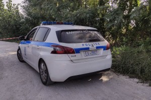 Άγριο έγκλημα στη Χαλκιδική: Σκότωσε τη γυναίκα του και αυτοκτόνησε μπροστά στο παιδί τους
