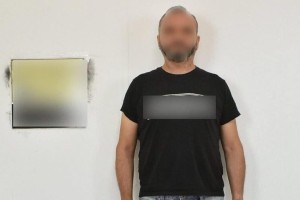 Βιασμός στον Κολωνό: «Το μόνο λάθος μου είναι ότι πήγα με τη 12χρονη! Είμαι αθώος. Δεν είμαι βιαστής. Δεν είμαι μαστροπός!» - Δώρα και γράμματα στέλνει ο 53χρονος μέσα από τη φυλακή (Video)
