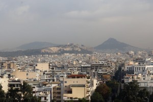 Αφρικανική σκόνη: Οι συνέπειες στην υγεία, οι τρόποι προστασίας και ποιοι επηρεάζονται περισσότερο (video)