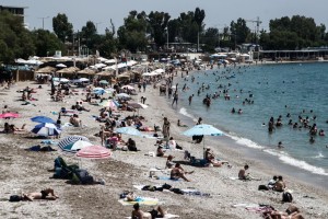 Παραλίες: Σφίγγει ο κλοιός για τους παραβάτες - Πρόστιμα έως και 60.000 ευρώ 