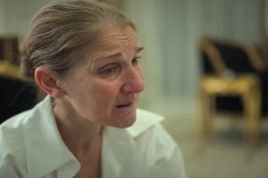 Συγκλονίζει η Σελίν Ντιόν στο ντοκιμαντέρ για τη ζωή της: «Θα μπουσουλήσω αν χρειαστεί, αλλά δεν τα παρατάω...» (video)