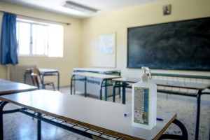 Αττική: Από γνωστό φαρσέρ τα απειλητικά email στα σχολεία - Στάλθηκε και σε Κύπρο και σε Σλοβακία