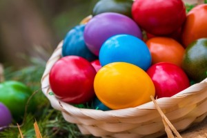 Τέλος τα ραγισμένα αυγά: Πώς πρέπει να τα βράσετε για να μην σας σπάσουν
