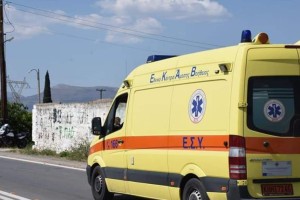 Ευρυτανία: Ζευγάρι έχασε τον έλεγχο αυτοκινήτου και έπεσε σε γκρεμό 60 μέτρων