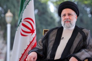 Ιράν: Άλλοι θρηνούν άλλοι πανηγυρίζουν για τον θάνατο του προέδρου Ραϊσί - Ευθύνεται για τις χιλιάδες εκτελέσεις