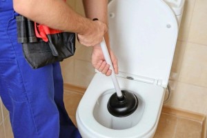 Το πιο «γλυκό» κόλπο για την τουαλέτα: Το καθάρισμα της λεκάνης ευκολότερο από ποτέ