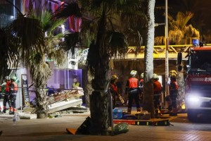 Εφιάλτης στο εστιατόριο της Μαγιόρκα: Κατέρρευσε λόγω της πολυκοσμίας στον πρώτο όροφο - «Άνθρωποι έκλαιγαν και ούρλιαζαν» (video)