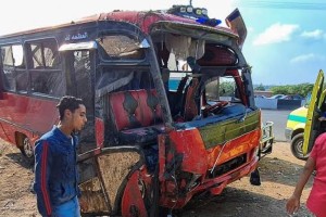 Σοκ στην Αίγυπτο: Λεωφορείο με εργάτες έπεσε στον Νείλο - Τουλάχιστον 10 νεκροί (video)