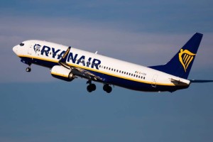 Η Ryanair τρελάθηκε: Καλοκαιρινά ταξίδια με έκπτωση 20%