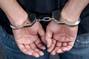 Μεταμόρφωση: Συνελήφθη 26χρονος για κατοχή και διακίνηση ναρκωτικών ουσιών και όπλων