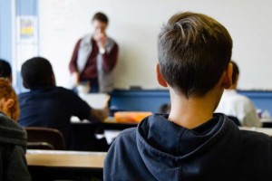 Πενθήμερη αποβολή και αλλαγή σχολικού περιβάλλοντος - Τι προβλέπει το νέο ποινολόγιο που αφορά μαθητές και γονείς