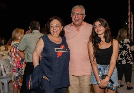 Ολοκληρώθηκε το Φεστιβάλ του Δήμου Αμαρουσίου 2023 με περισσότερους από 30.000 θεατές και με τον Κώστα Μακεδόνα να ερμηνεύει Μίμη Πλέσσα