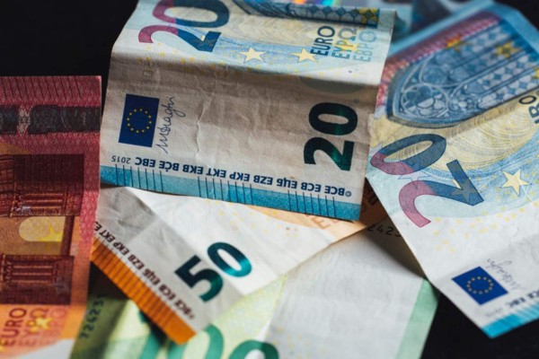 Επίδομα 534 ευρώ: Σε εξέλιξη οι αιτήσεις για τις αναστολές Ιανουαρίου