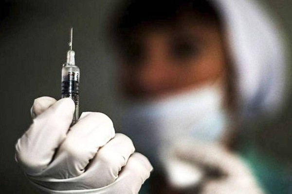 Κορωνοϊός: Ραγδαίες εξελίξεις για τον εμβολιασμό στην ΕΕ