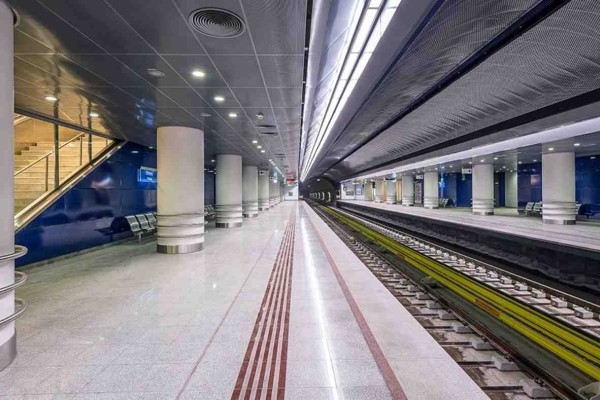 ΜΜΜ: Κλείνει ο σταθμός «Πανεπιστήμιο» του Μετρό
