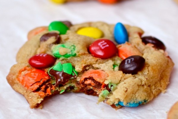 Cookies με m&m τα πιο παιχνιδιάρικα μπισκότα ever!