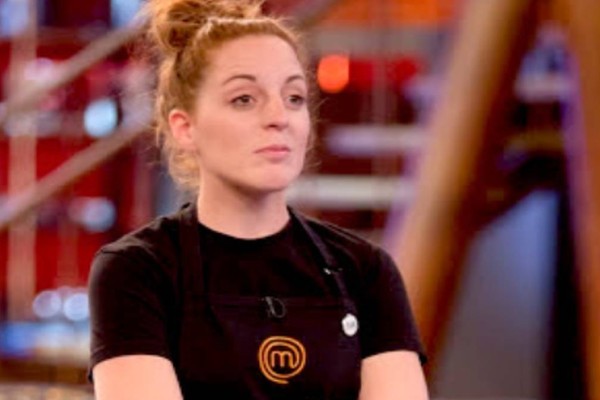 Έγινε Φαίη Σκορδά: Η Σπυριδούλα του MasterChef δεν αναγνωρίζεται με τα νέα της μαλλιά