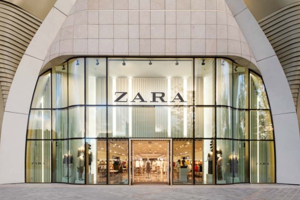 ZARA: Τσάντα ώμου σε τιμή σοκ - Κάντε τη δική σας πριν εξαντληθεί