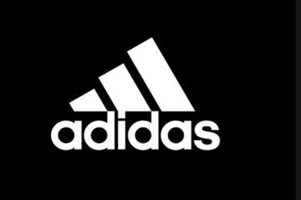 Βόμβα από την Adidas: Τι ετοιμάζεται να πουλήσει;