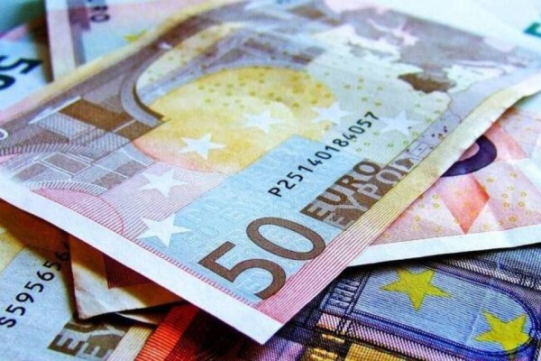 Επίδομα 400 ευρώ: Πότε θα καταβληθεί στους δικαιούχους