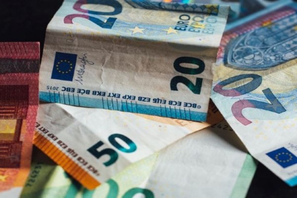 Επίδομα 400 ευρώ: Πότε θα λάβουν την ενίσχυση ελεύθεροι επαγγελματίες και επιστήμονες