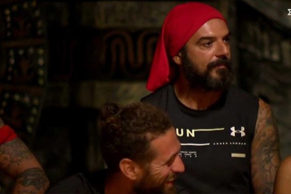 Survivor 4: Άγριος καβγάς Τριαντάφυλλου-«Κόρο» στο συμβούλιο - «Εσύ, ο Κοψιδάς και η Καρολίνα τα κάνετε πισώπλατα»