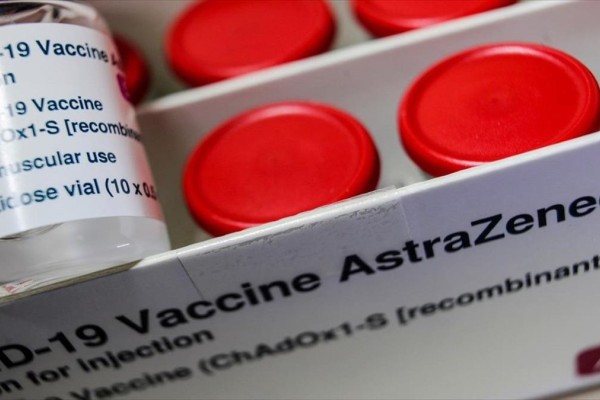 ΕΜΑ για εμβόλιο AstraZeneca: Τα οφέλη του εμβολίου αυξάνονται ανάλογα με την ηλικία
