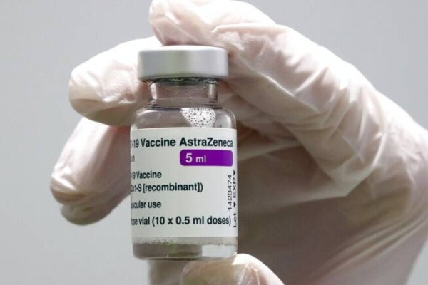 Νέα «βόμβα» για το εμβόλιο της AstraZeneca: Πιθανότητα για εμφάνιση σπάνιου συνδρόμου!