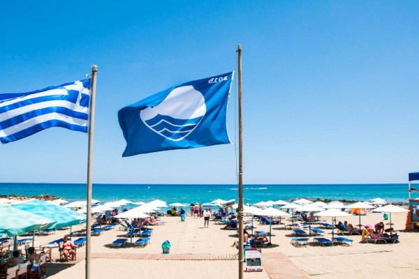 Παραλίες Αττικής: Προσοχή σε αυτές δεν κολυμπάμε ούτε για αστείο - Οι πλέον κατάλληλες είναι με γαλάζια σημαία