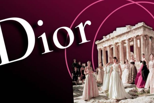 21.100 ευρώ θα νοικιαστεί η Ακρόπολη από την κυβέρνηση στον Dior! Οι περιορισμοί και τα χρήματα που θα πληρώσει αναλυτικά ο οίκος