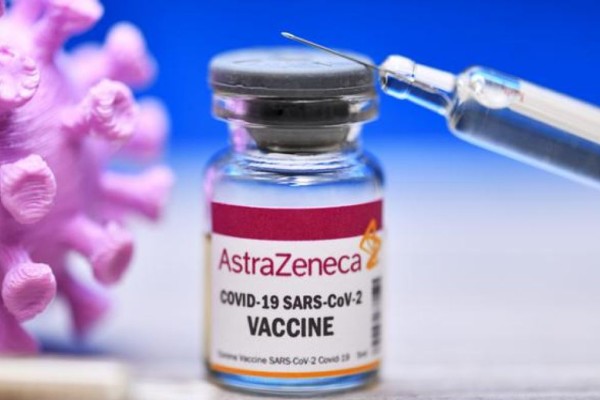 Εμβόλιο AstraZeneca: «Στοπ» στους κάτω των 60 - Τι ισχύει για όσους έκαναν την 1η δόση και ποιοι εξαιρούνται