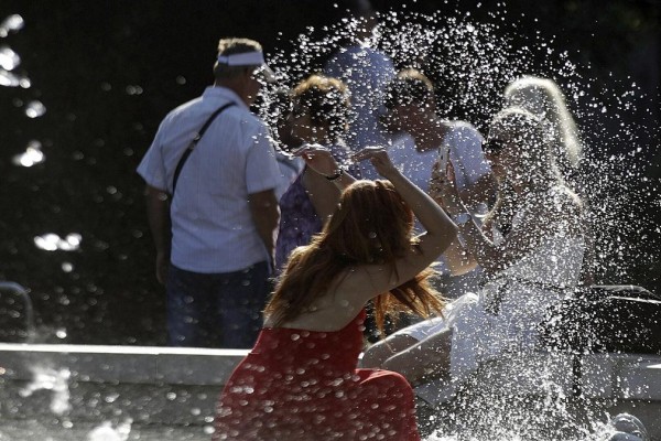 Προσοχή! Έκτακτο δελτίο καιρού: Καύσωνας διαρκείας με 43άρια