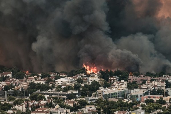 Φωτιά στη Βαρυμπόμπη: Αύριο οι ανακοινώσεις για τα μέτρα στήριξης των πληγέντων