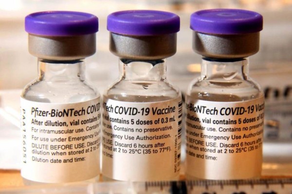 Εμβόλιο Pfizer/BioNTech: Ποια η αποτελεσματικότητα στην τρίτη δόση σε άτομα άνω των 60 ετών
