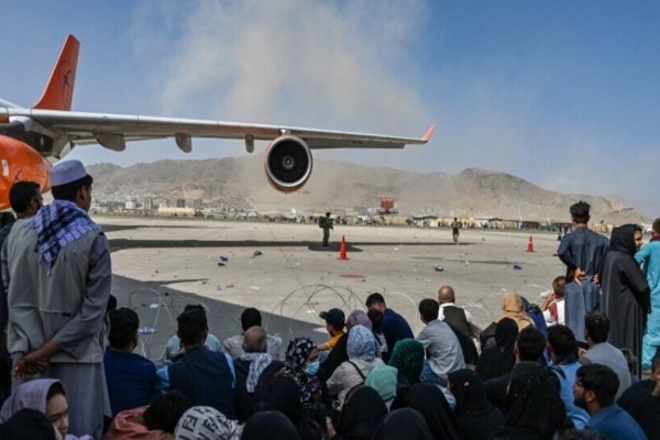 Αφγανιστάν: Πυρά εναντίον ιταλικού αεροσκάφους καθώς έφευγε από την Καμπούλ