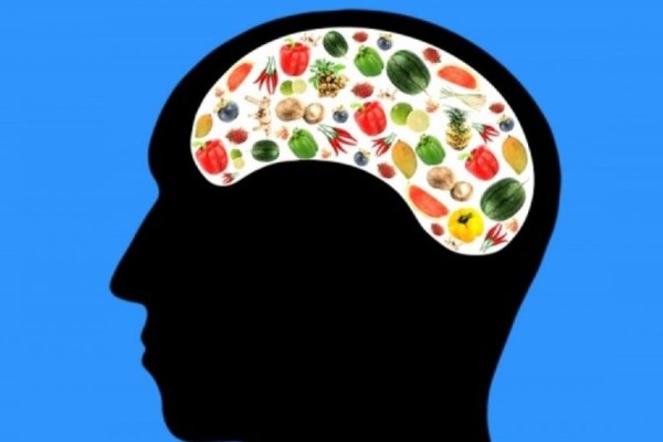 Τεράστια ανατροπή: Η πολύ βασική τροφή που «τελειώνει» τον καρκίνο του εγκεφάλου