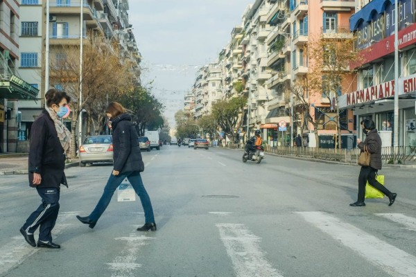 Κορωνοϊός: Σαρώνει τη χώρα - Οι δέκα κόκκινες περιοχές