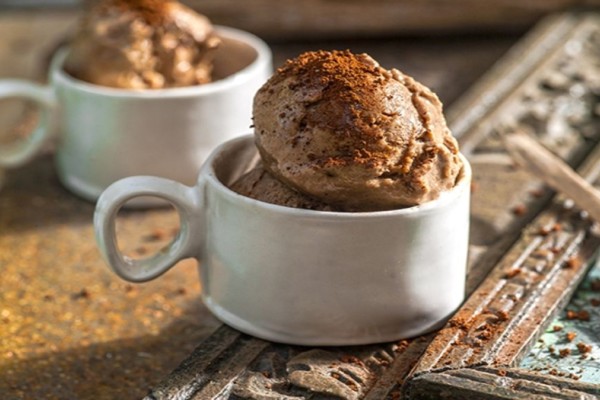 Συνταγή για παγωτό καφέ με 4 υλικά: Δροσερό και ελαφρύ, ιδανικό για τον καύσωνα