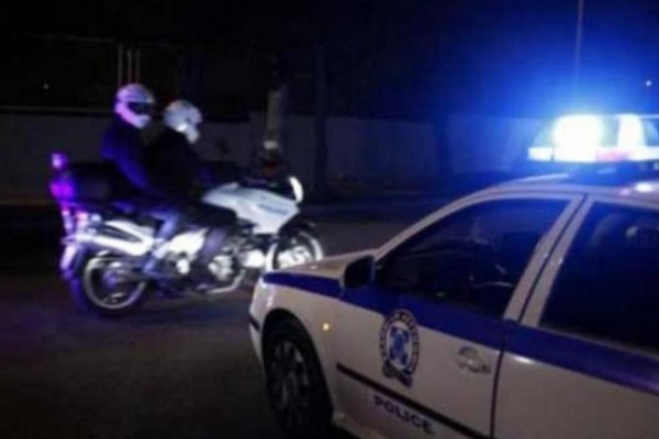 Τρόμος για ζευγάρι στο κέντρο της Αθήνας: 5 αλλοδαποί τους περικύκλωσαν, ξυλοκόπησαν τον άνδρα και τους λήστεψαν