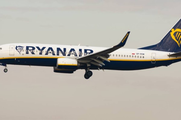 Ryanair: Τρομερή προσφορά για 24 ώρες μόνο! Στο εξωτερικό με 15 ευρώ