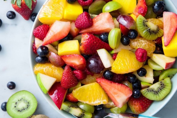 Αυτά είναι τα «super φρούτα» που έχουν λίγους υδατάνθρακες και σας βοηθούν να αδυνατίσετε