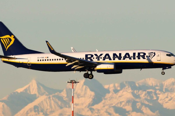 Απόφαση «βόμβα» για τη Ryanair - Οικονομική καταστροφή για την εταιρεία