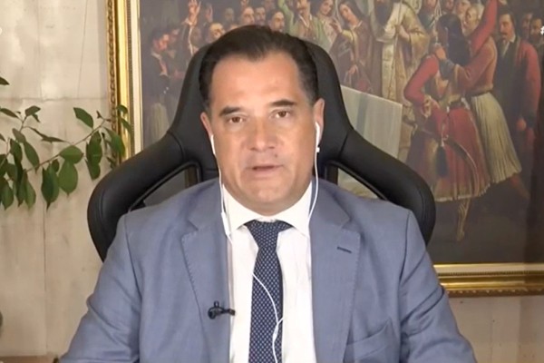 Προκλητικός ο Άδωνις Γεωργιάδης: «Έχουμε καταναλωτές που ξοδεύουν και για να ξοδεύουν σημαίνει ότι έχουν»