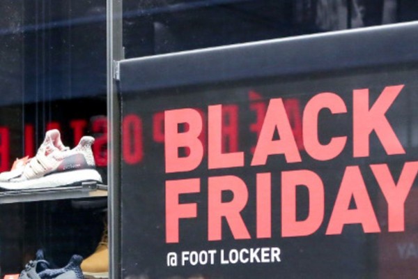 «Έρχεται» η Black Friday - Τι ανησυχεί τους εμπόρους για την αγορά